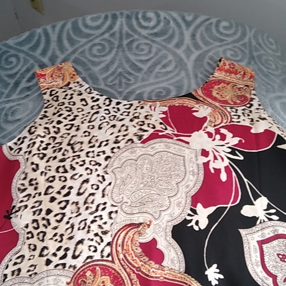 Chico's 4 In One Reversible Layering Shell. - Picture 4 of 4